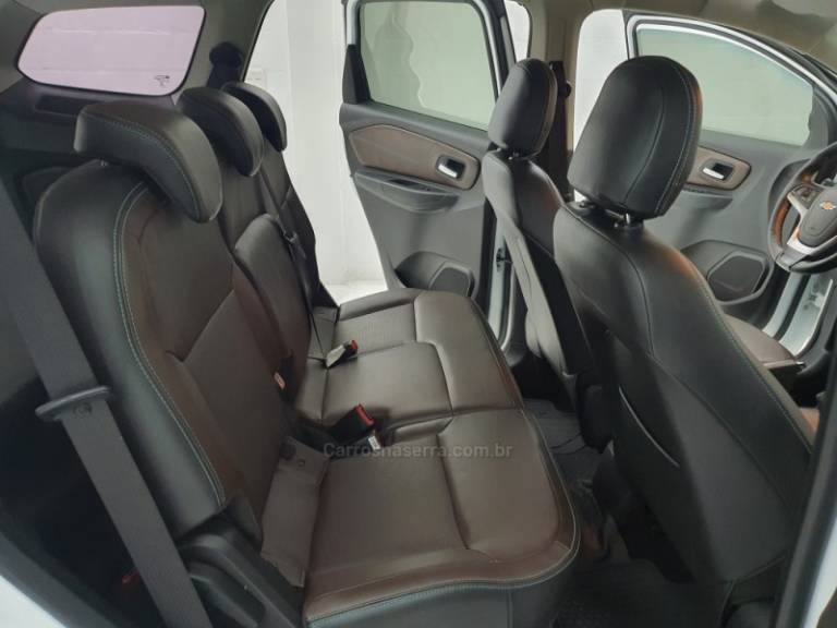 CHEVROLET - SPIN - 2022/2022 - Branca - R$ 94.900,00