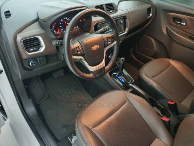 CHEVROLET - SPIN - 2022/2022 - Branca - R$ 94.900,00