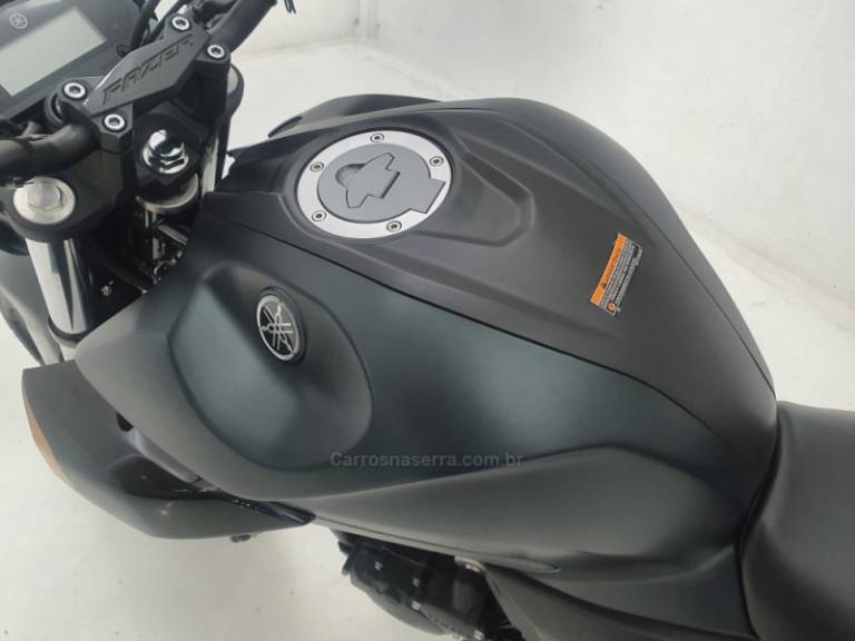YAMAHA - FAZER - 2024/2024 - Verde - Sob Consulta