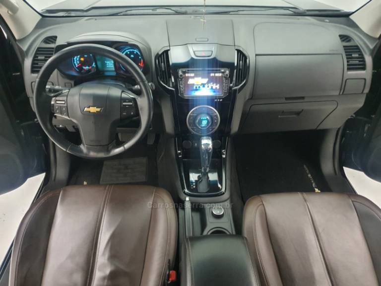 CHEVROLET - TRAILBLAZER - 2014/2015 - Cinza - R$ 140.000,00