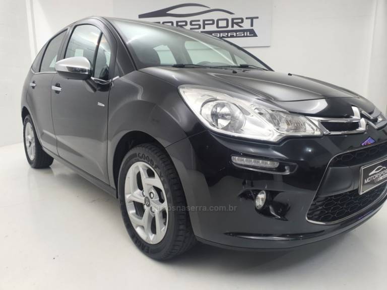 CITROËN - C3 - 2014/2015 - Preta - R$ 46.500,00