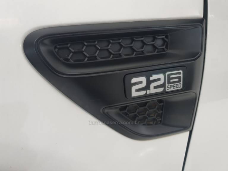 FORD - RANGER - 2014/2015 - Branca - R$ 92.000,00