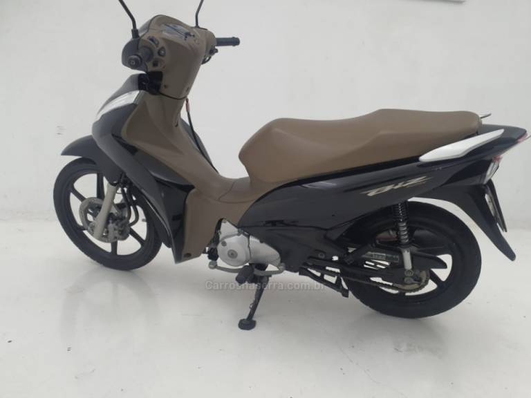 HONDA - BIZ 125 - 2018/2018 - Preta - Sob Consulta