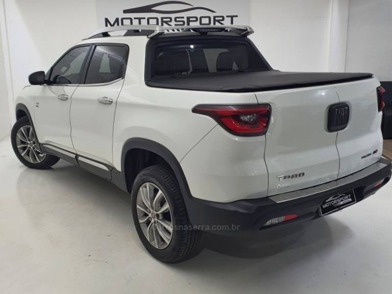 FIAT - TORO - 2018/2019 - Branca - Sob Consulta