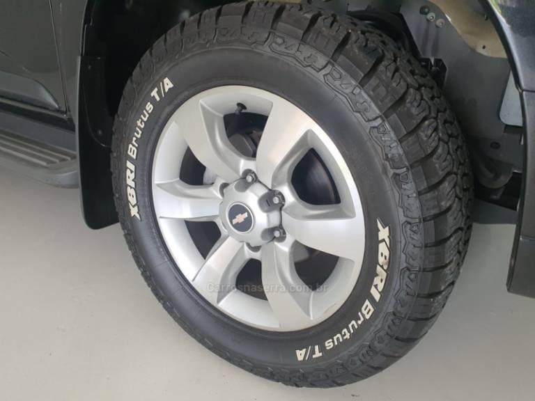 CHEVROLET - TRAILBLAZER - 2014/2015 - Cinza - R$ 140.000,00